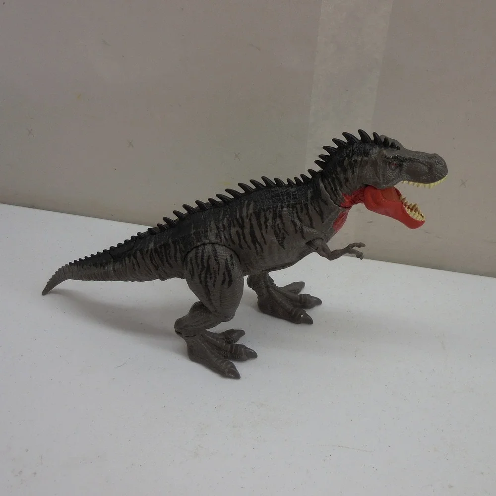 Mattel Jurassic World Massive Biters Tarbosaurus Dinosaur Action Figure Grey Red